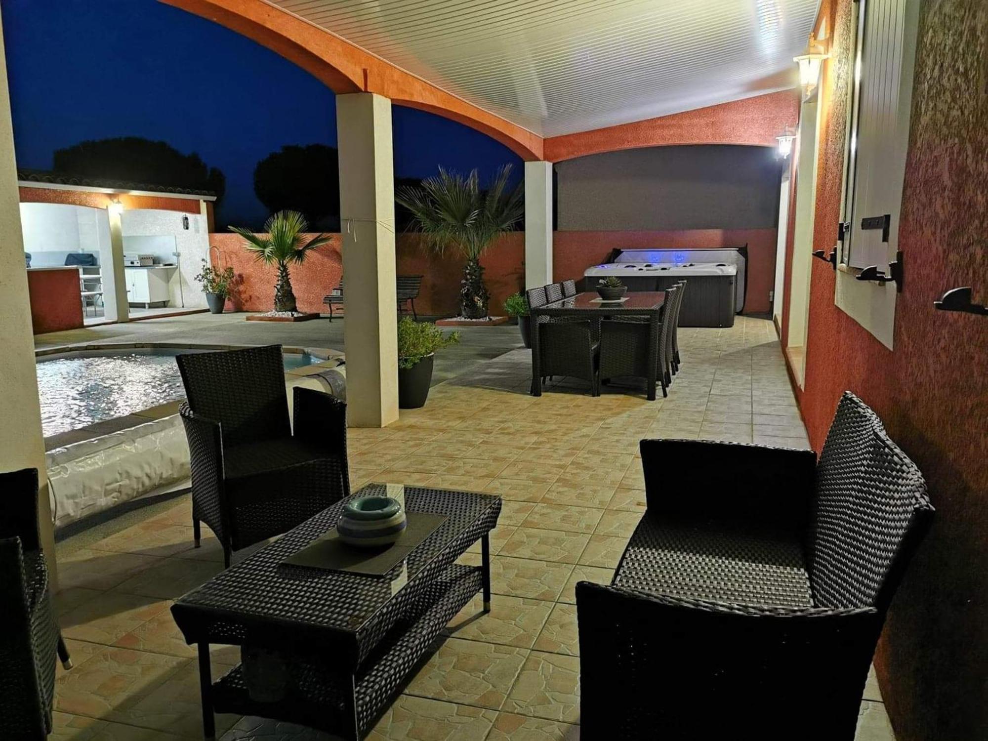 Villa Elegante A Carcassonne Avec Jardin Et Jacuzzi Dış mekan fotoğraf