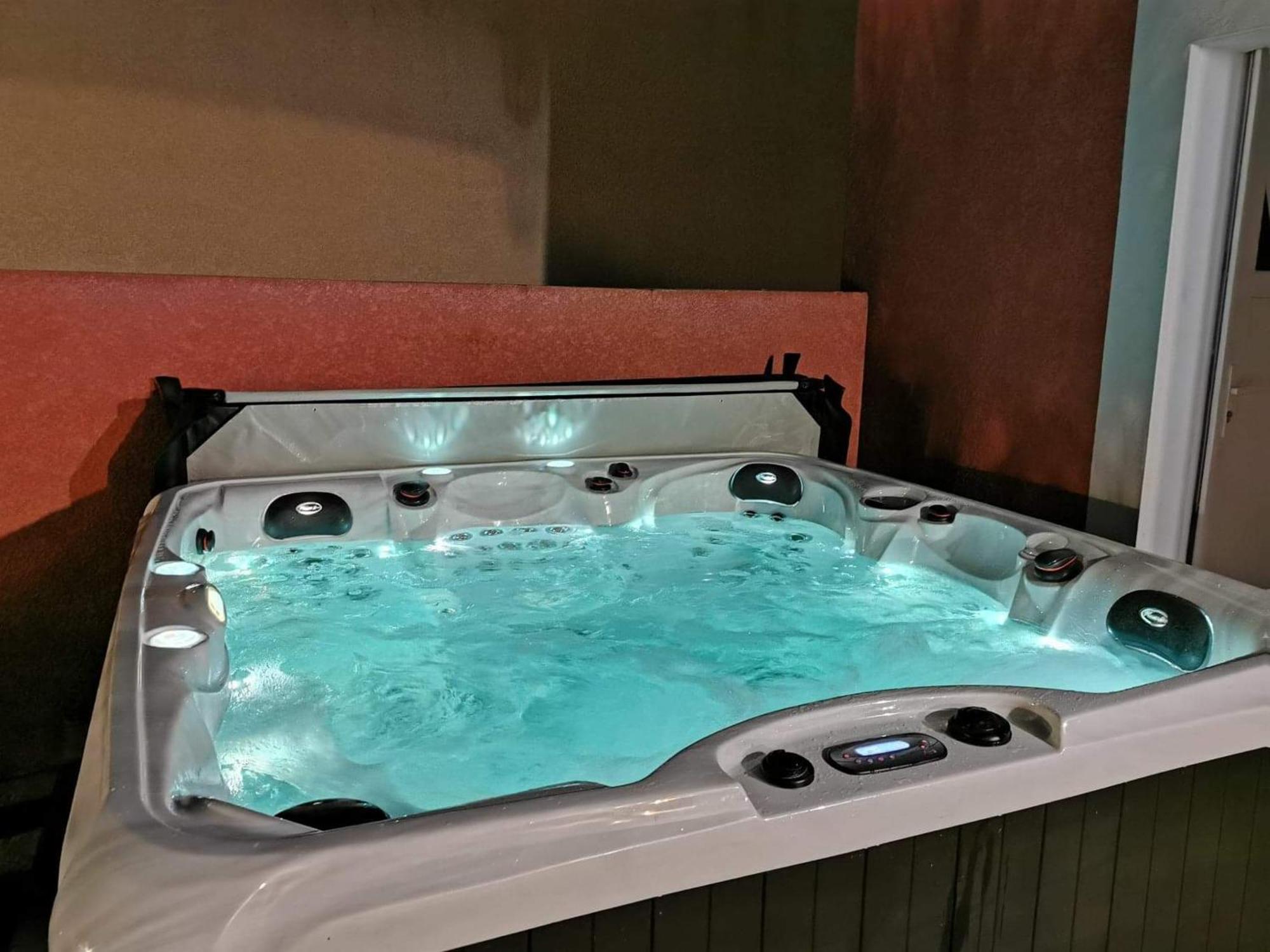 Villa Elegante A Carcassonne Avec Jardin Et Jacuzzi Dış mekan fotoğraf